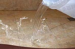 都匀漏水维修 免砸砖防水材料该如何施工